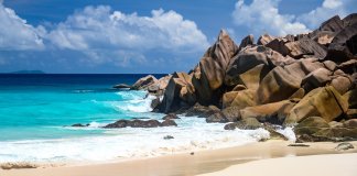 seychelles-4911033_1280.jpg
